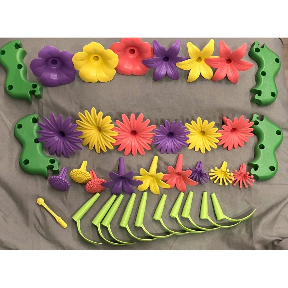 Green Toys Build-a-Bouquet Kids OS Multicolor Floral Stacking Set
